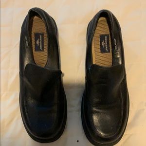 🦋 3 FOR $10 Black Dockers shoes